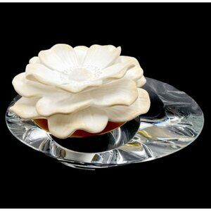 Zodax Dream Crystal Edition Aroma Diffuser Porcelain White Flower 7"L